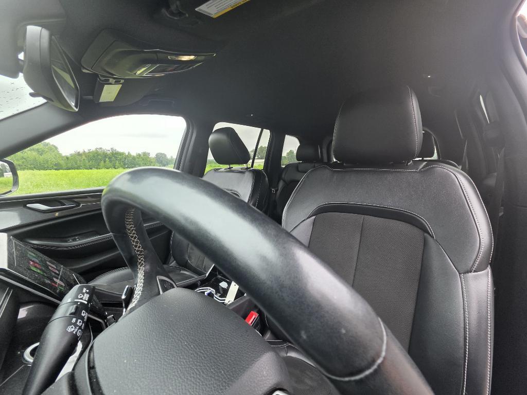 used 2022 Jeep Grand Cherokee car, priced at $28,995