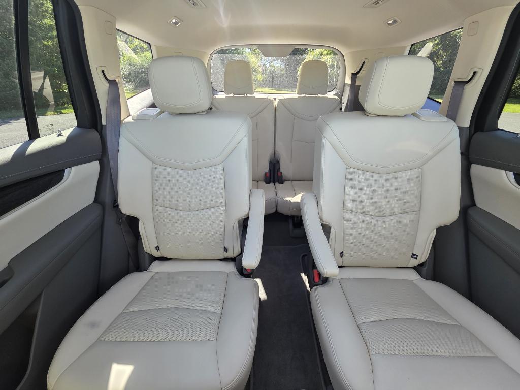 used 2021 Cadillac XT6 car, priced at $38,995
