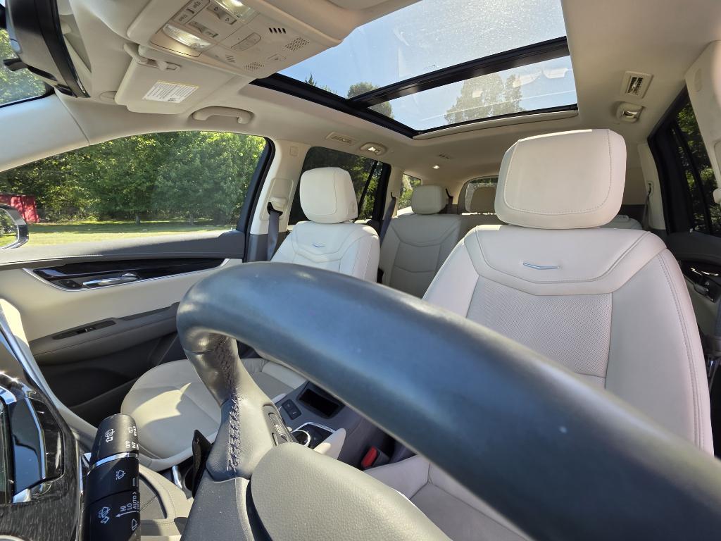 used 2021 Cadillac XT6 car, priced at $38,995