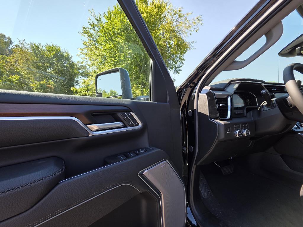 new 2026 GMC Sierra 2500 car, priced at $93,750