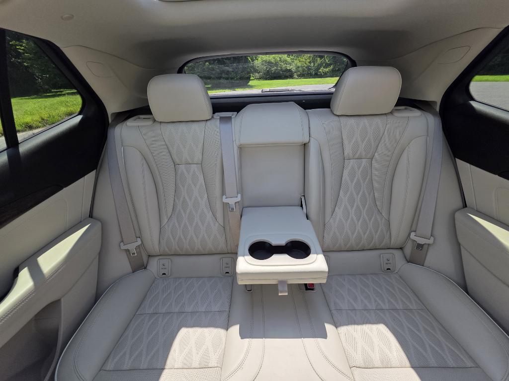 used 2023 Buick Envision car, priced at $29,995