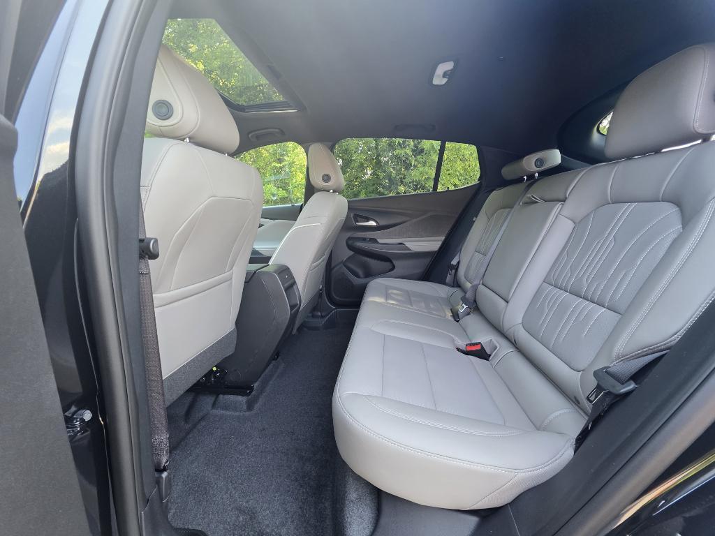 new 2025 Buick Envista car, priced at $31,625