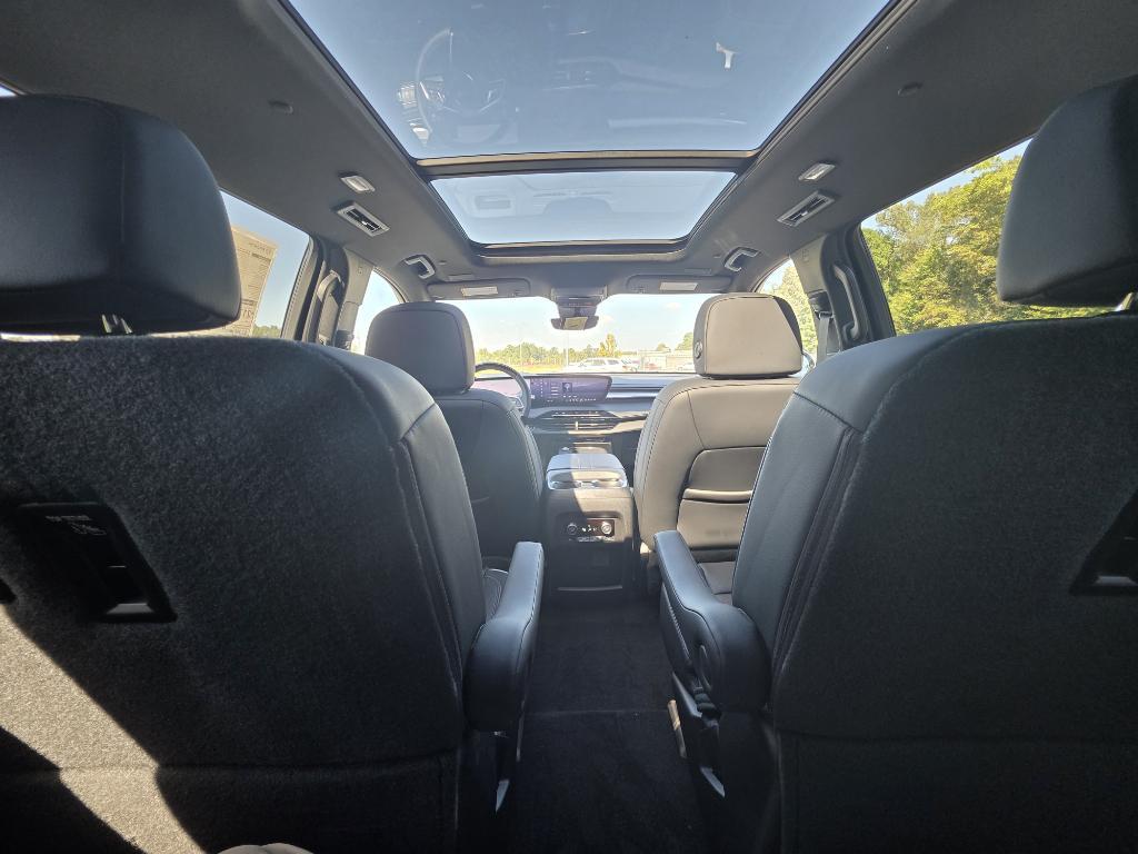 new 2026 Buick Enclave car, priced at $67,000