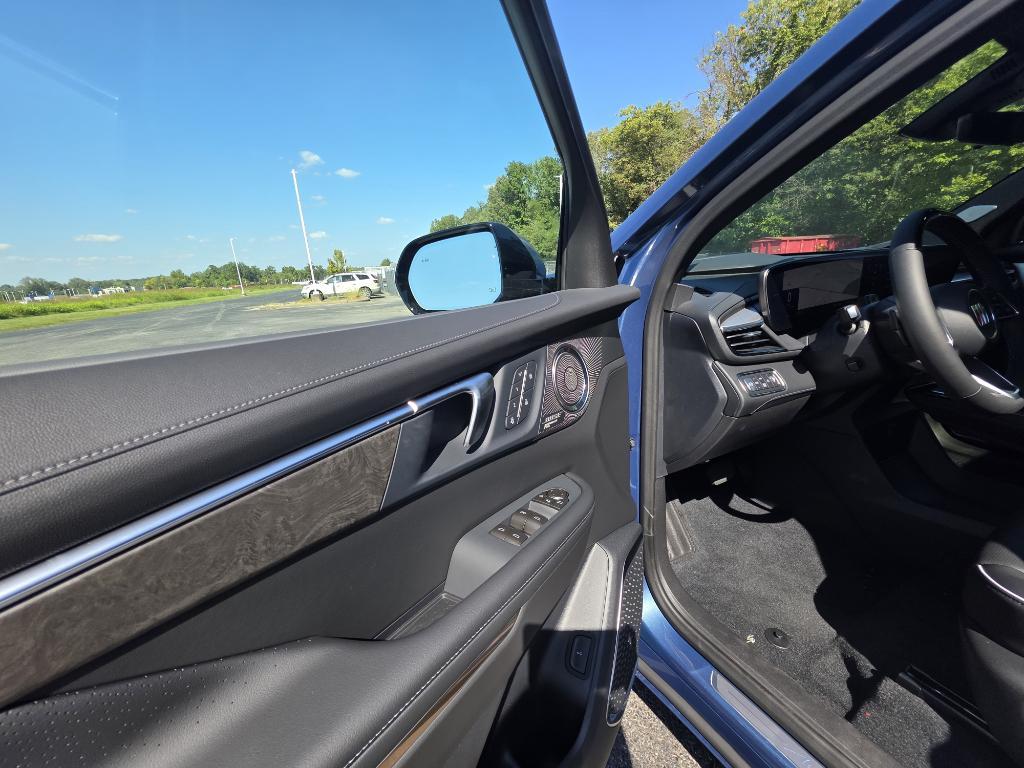 new 2026 Buick Enclave car, priced at $67,000