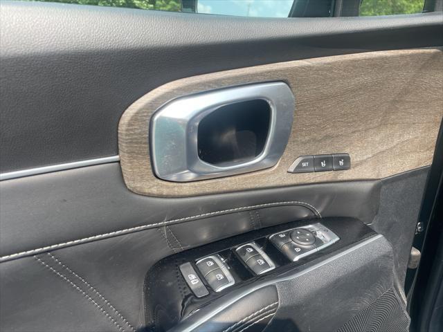 used 2023 Kia Sorento car, priced at $37,995