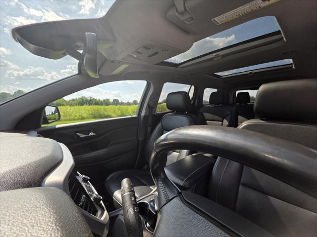 used 2021 GMC Acadia car, priced at $27,995
