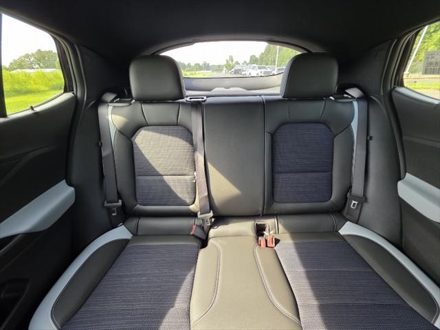 new 2025 Buick Envista car, priced at $26,725