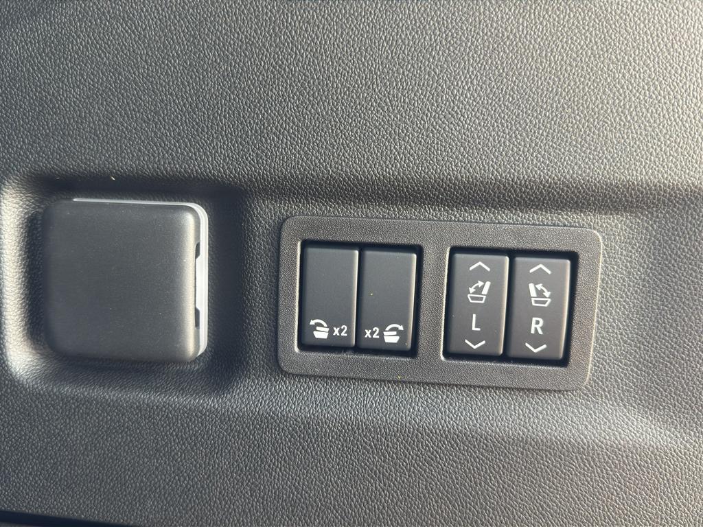 new 2026 GMC Yukon XL car, priced at $97,685