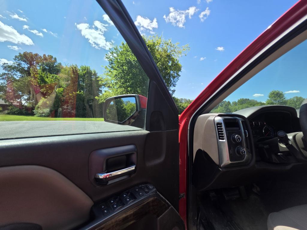 used 2015 Chevrolet Silverado 1500 car, priced at $15,995