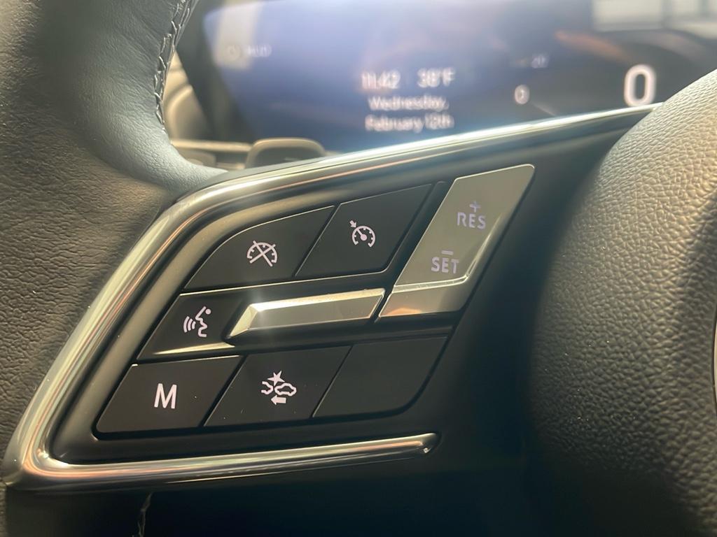 new 2025 Buick Envision car, priced at $39,245