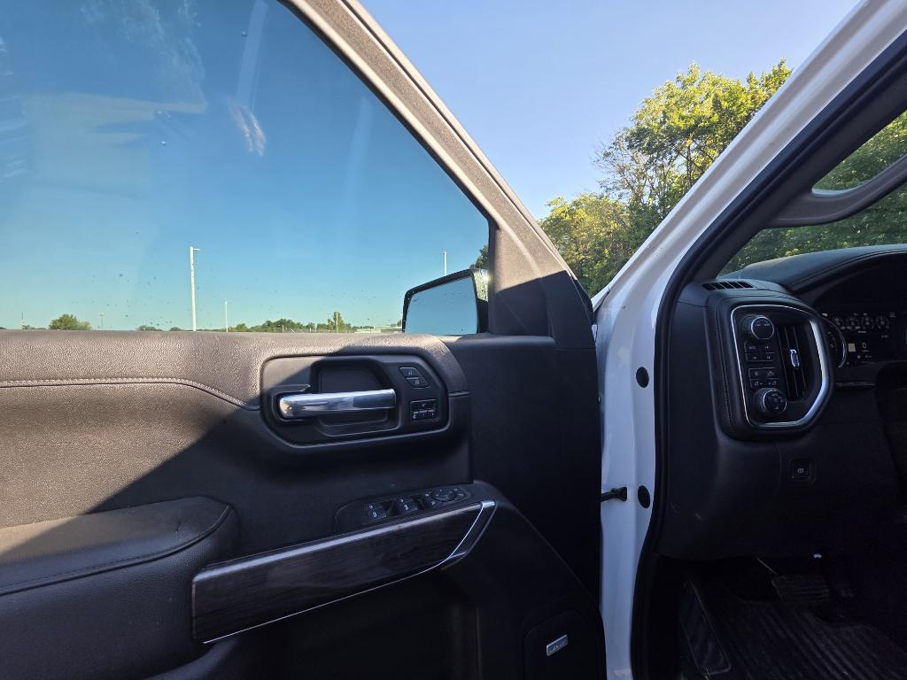 used 2022 Chevrolet Silverado 1500 car, priced at $38,995