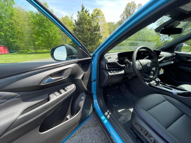 new 2025 Buick Envista car, priced at $29,175