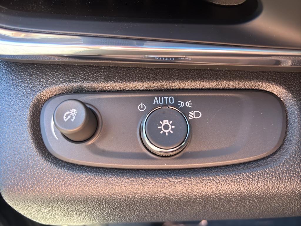 new 2026 Buick Envista car, priced at $26,530