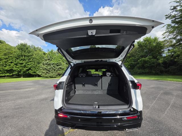 new 2025 Buick Enclave car, priced at $52,375