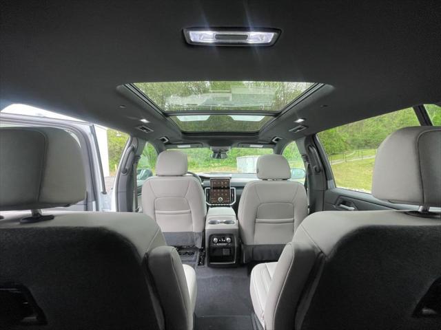 new 2025 GMC Acadia car, priced at $49,470
