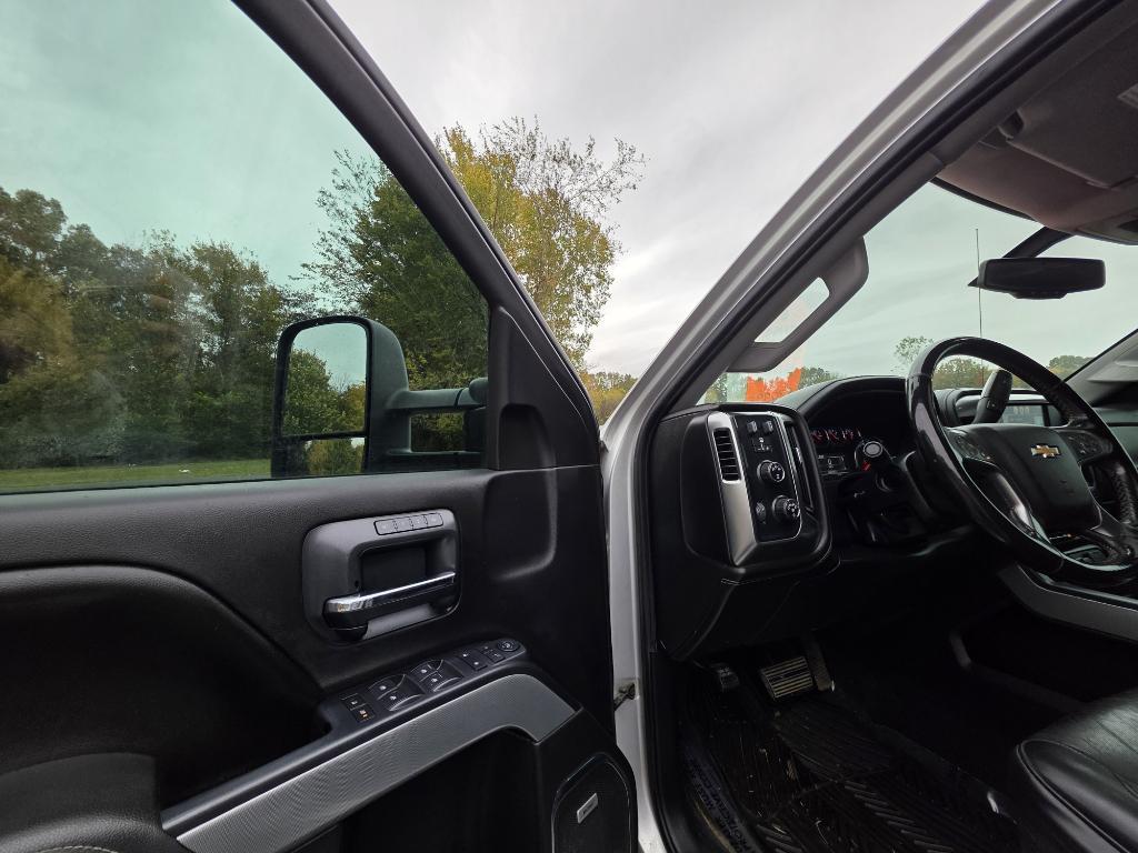 used 2015 Chevrolet Silverado 2500 car, priced at $28,995