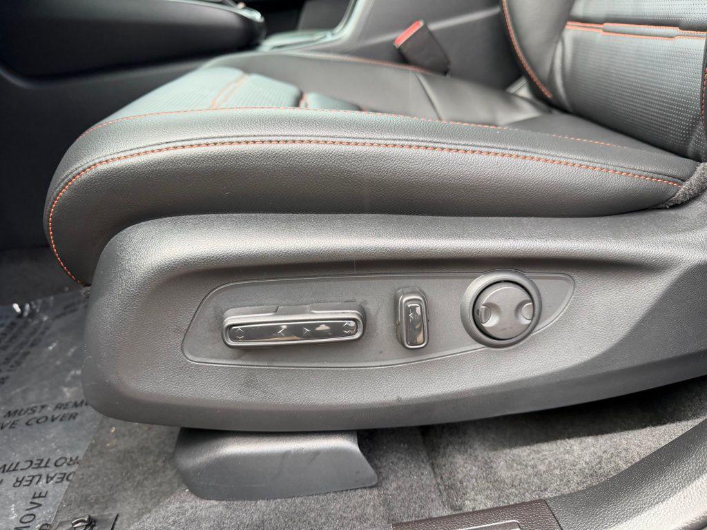 new 2026 Honda CR-V Hybrid car, priced at $40,396