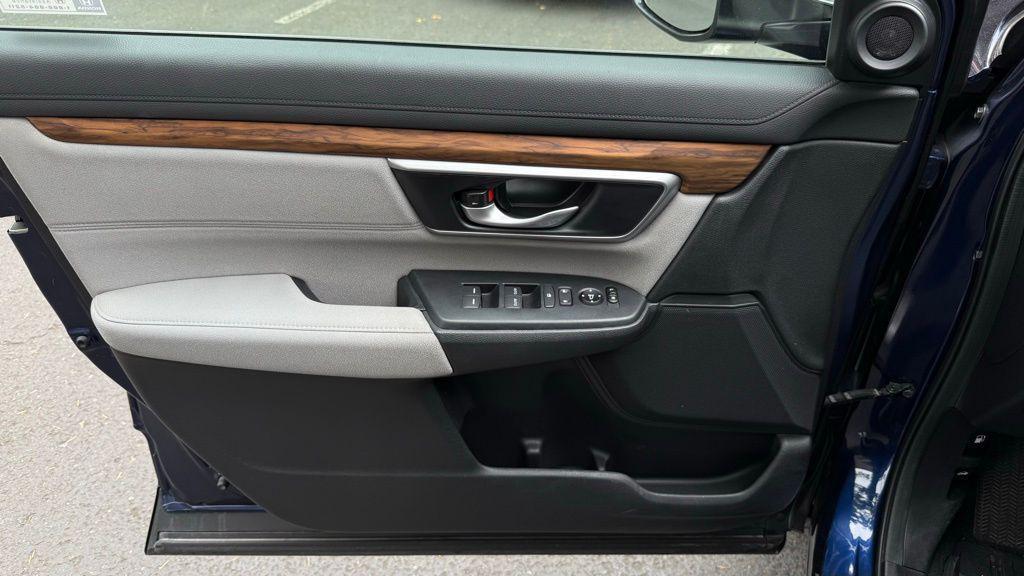 used 2020 Honda CR-V car, priced at $25,352