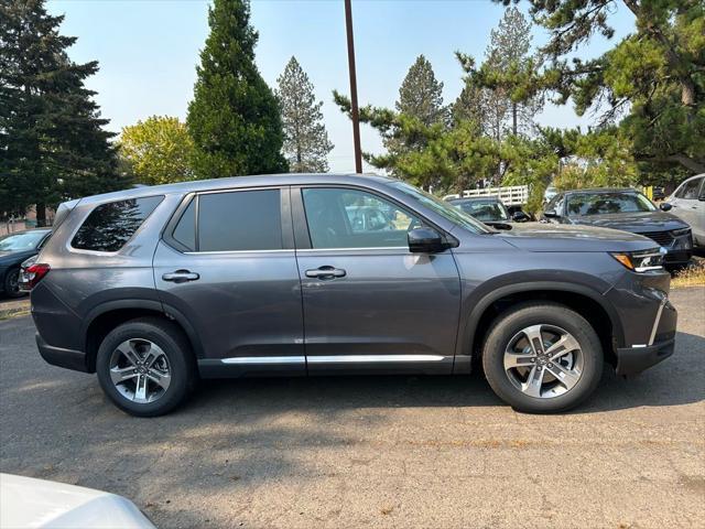 new 2025 Honda Pilot car, priced at $44,311