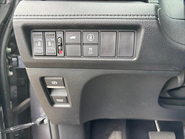used 2023 Honda Odyssey car, priced at $38,649