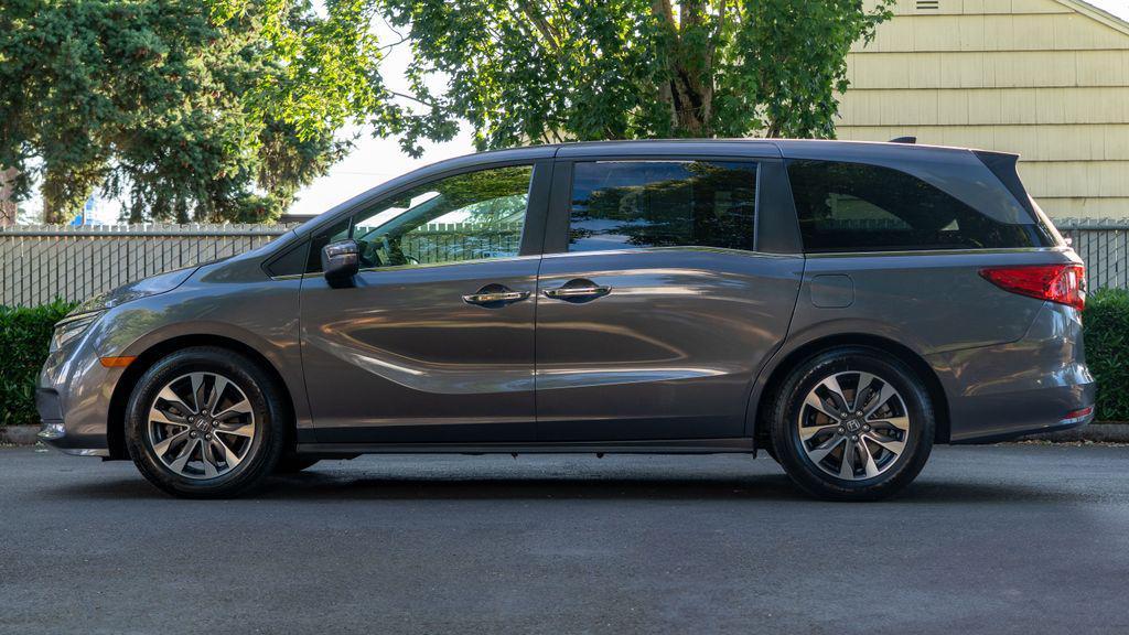 used 2023 Honda Odyssey car, priced at $31,913