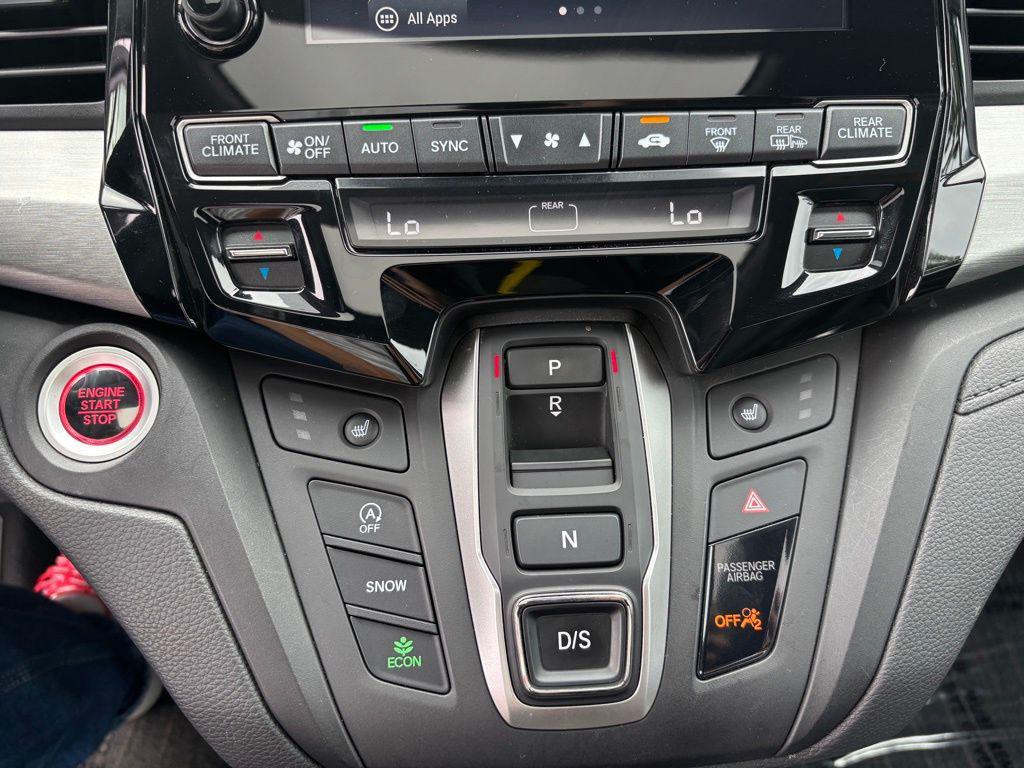 used 2023 Honda Odyssey car, priced at $34,129
