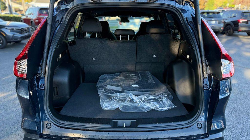 new 2026 Honda CR-V Hybrid car, priced at $38,600