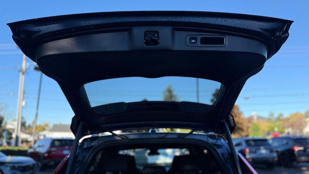 new 2026 Honda CR-V Hybrid car, priced at $38,600