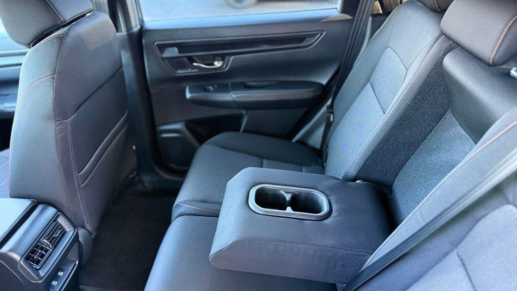 new 2026 Honda CR-V Hybrid car, priced at $38,600