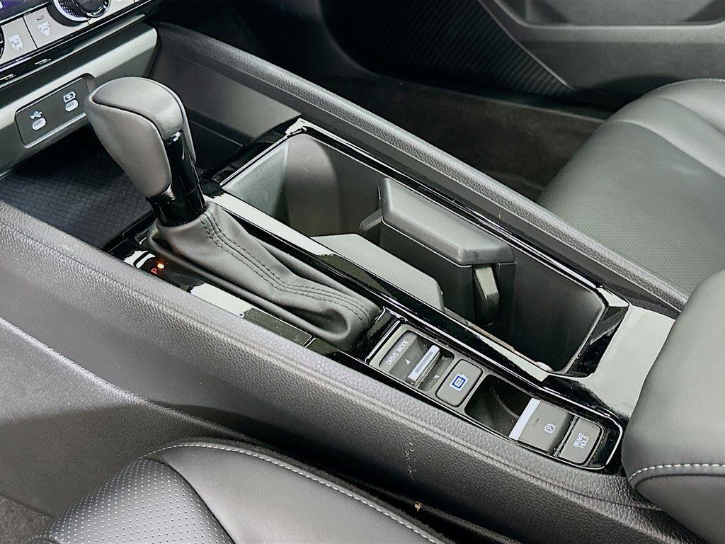 used 2024 Honda Accord Hybrid car, priced at $32,323