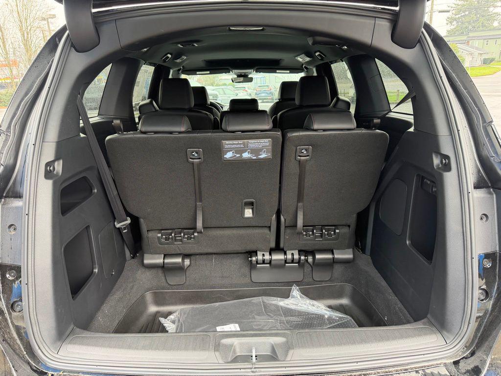 new 2026 Honda Odyssey car, priced at $45,985