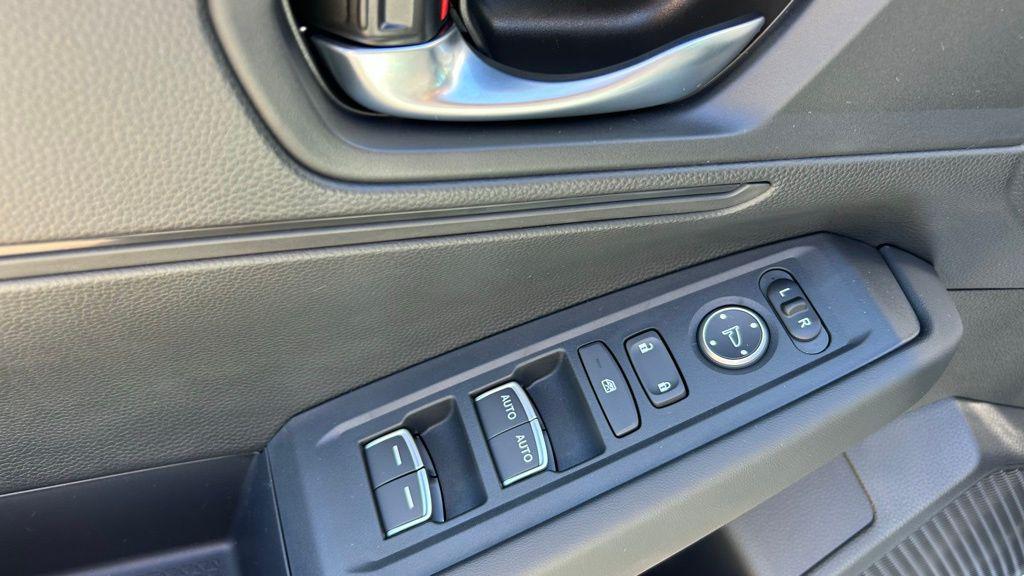 new 2025 Honda Accord car, priced at $28,959