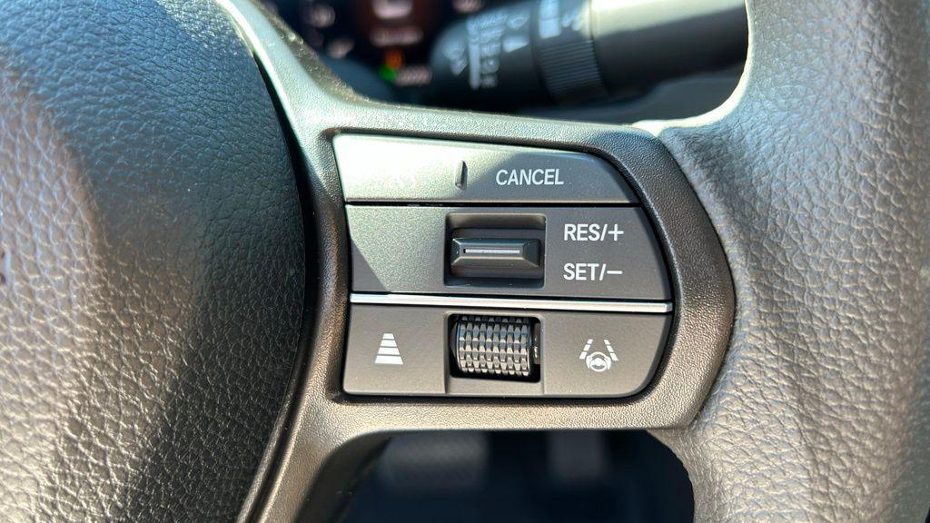 new 2025 Honda Accord car, priced at $28,959