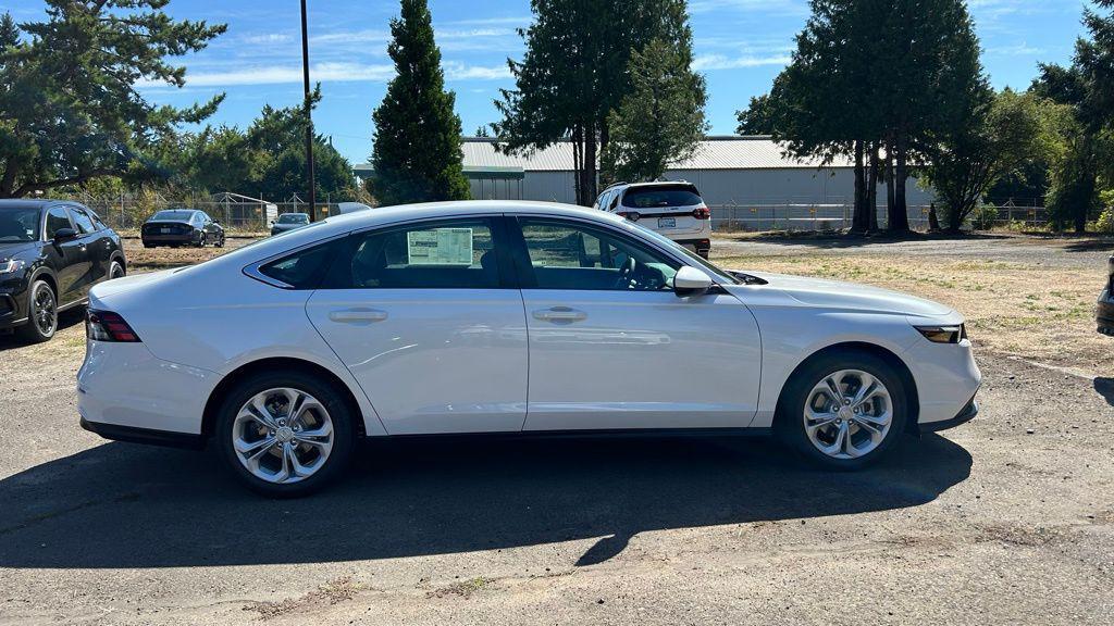 new 2025 Honda Accord car, priced at $28,959