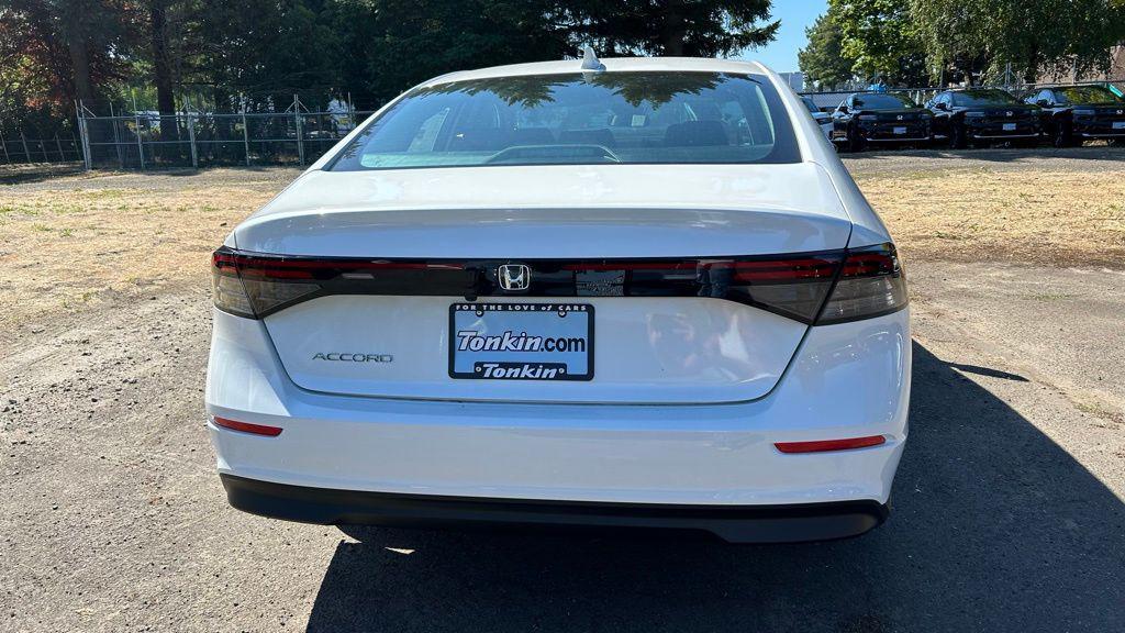 new 2025 Honda Accord car, priced at $28,959