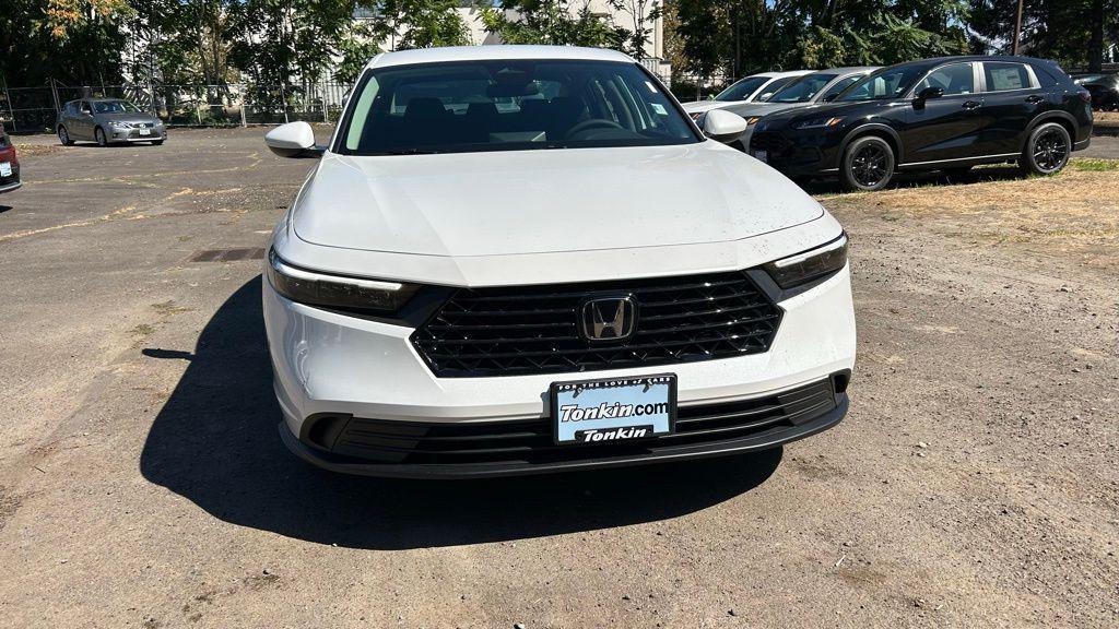 new 2025 Honda Accord car, priced at $28,959
