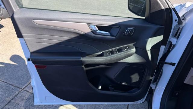 used 2022 Ford Escape car, priced at $22,649
