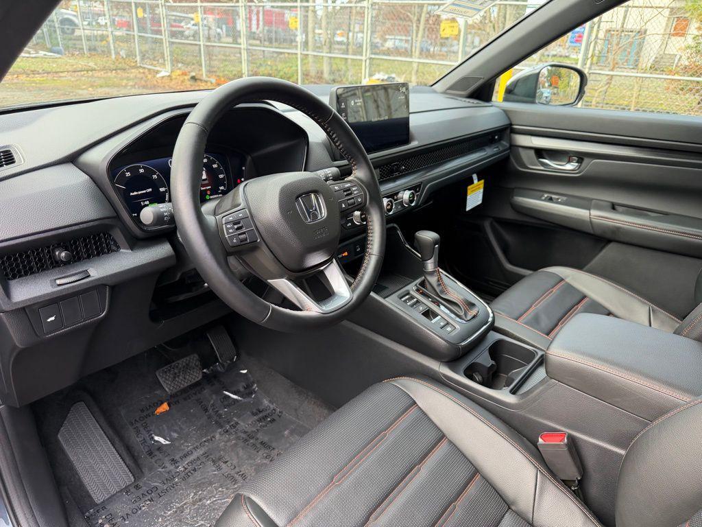 new 2026 Honda CR-V Hybrid car, priced at $39,965