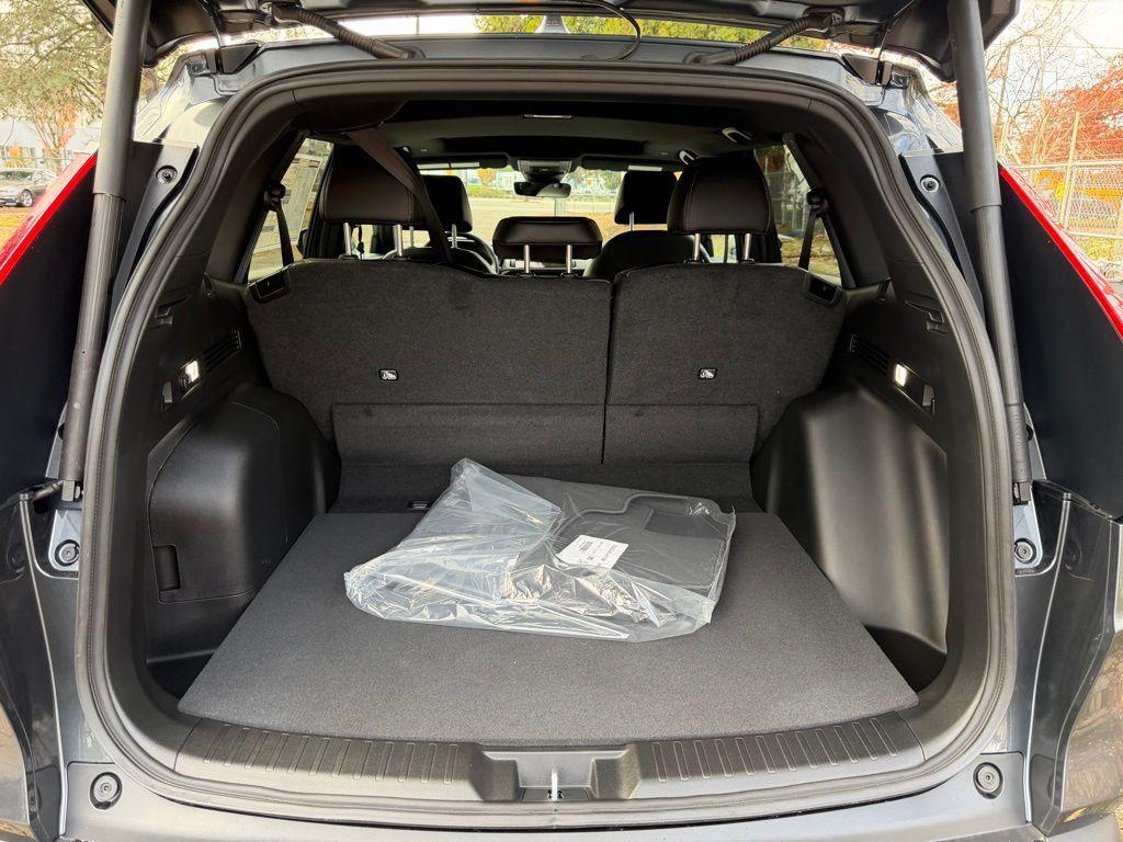 new 2026 Honda CR-V Hybrid car, priced at $39,965