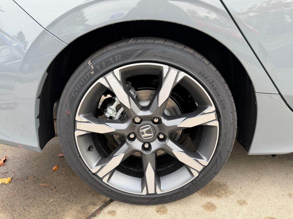 new 2026 Honda Civic Hybrid car, priced at $34,490