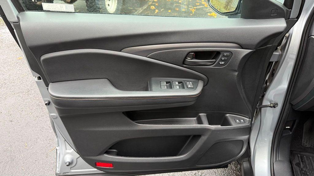 used 2023 Honda Passport car, priced at $34,943