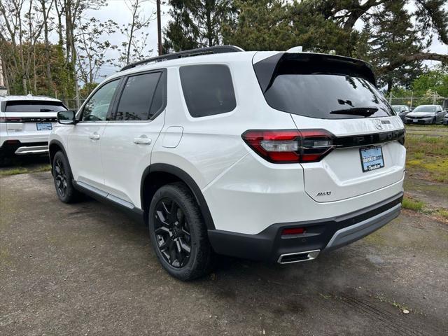 new 2025 Honda Pilot car, priced at $49,578