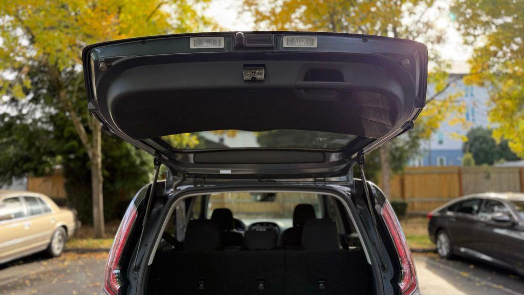used 2024 Kia Soul car, priced at $17,771