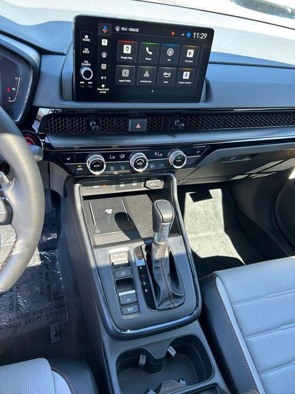 new 2026 Honda CR-V Hybrid car, priced at $43,645