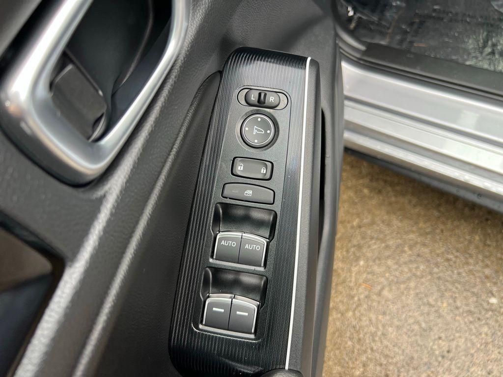 new 2026 Honda Civic Hybrid car, priced at $33,927