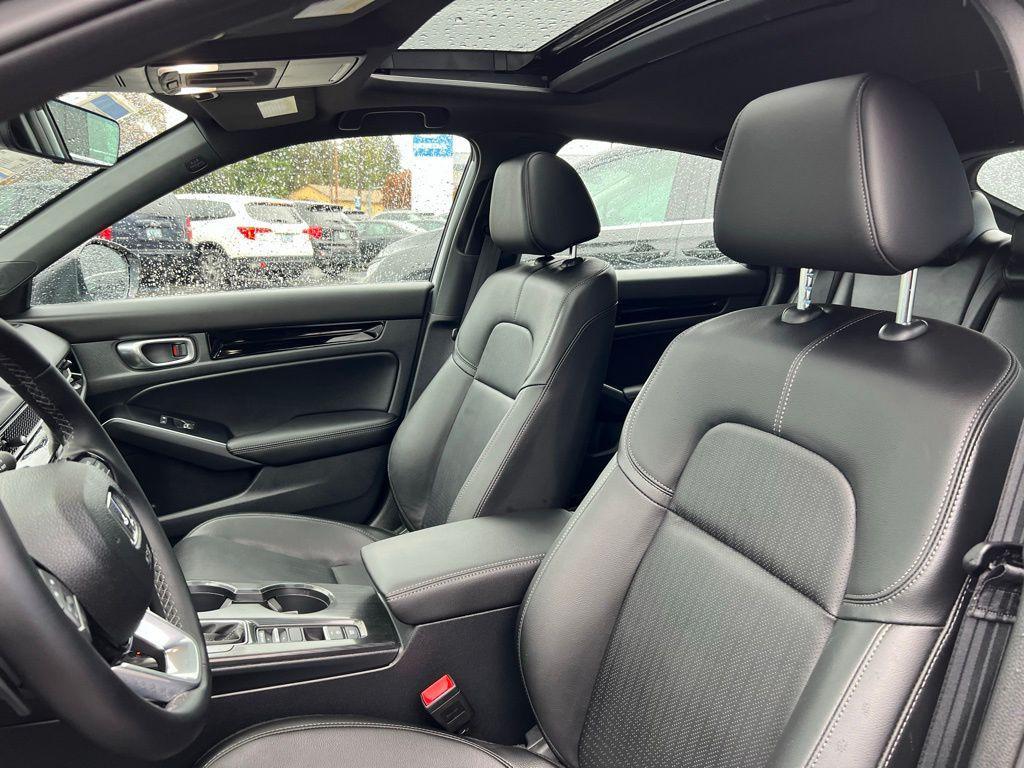 new 2026 Honda Civic Hybrid car, priced at $33,927