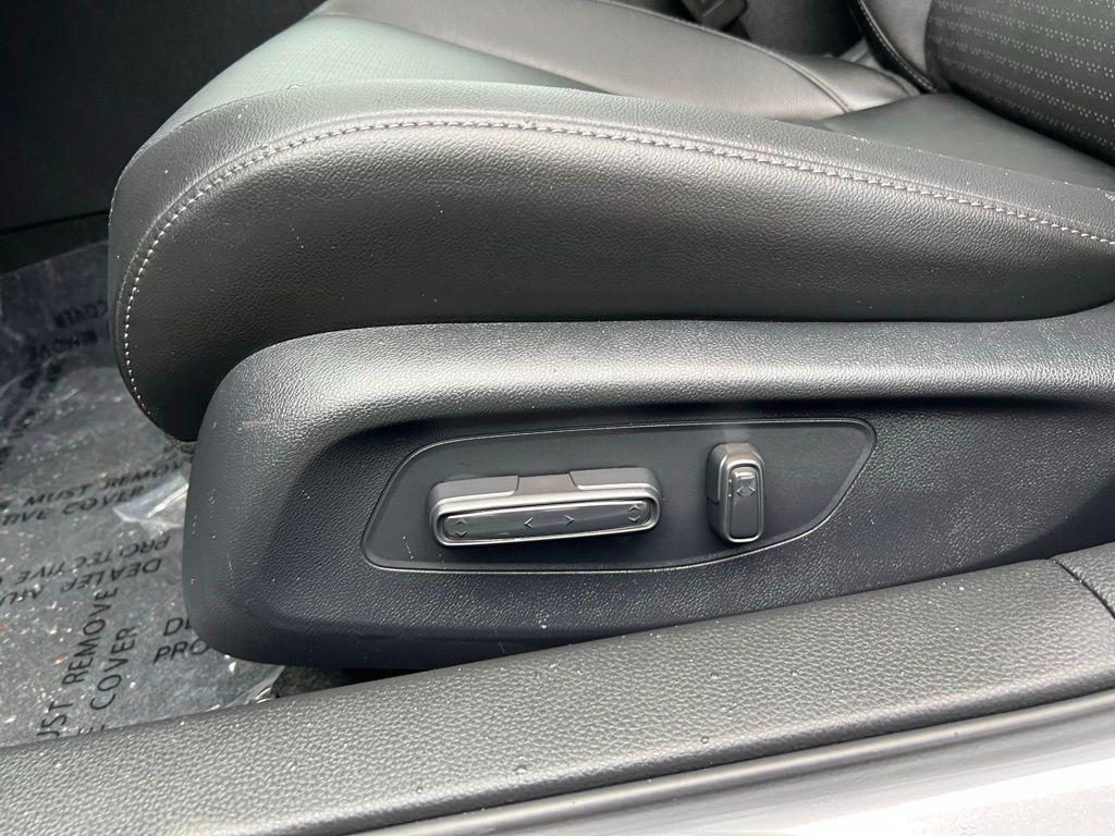 new 2026 Honda Civic Hybrid car, priced at $33,927