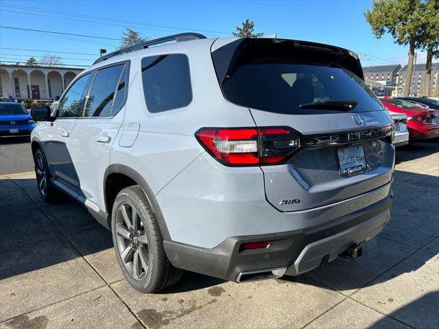 new 2025 Honda Pilot car, priced at $52,440