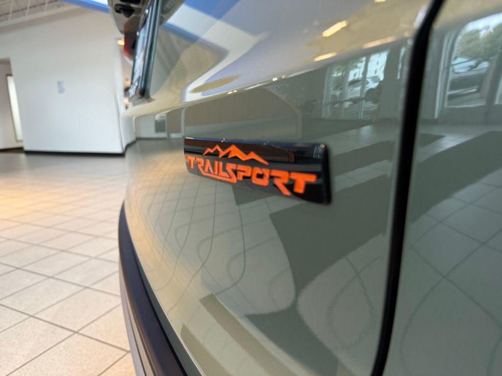 new 2026 Honda CR-V Hybrid car, priced at $39,032