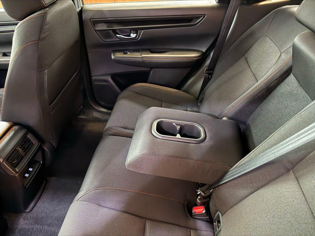 new 2026 Honda CR-V Hybrid car, priced at $39,032